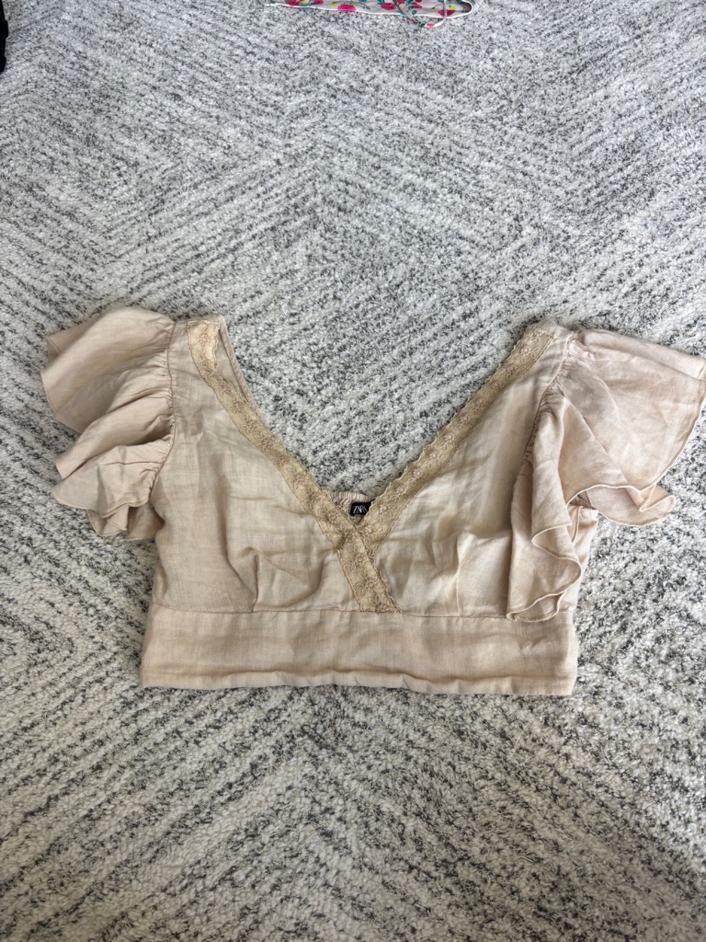 Zara Beige V-Neck Ruffle Sleeve Crop Top